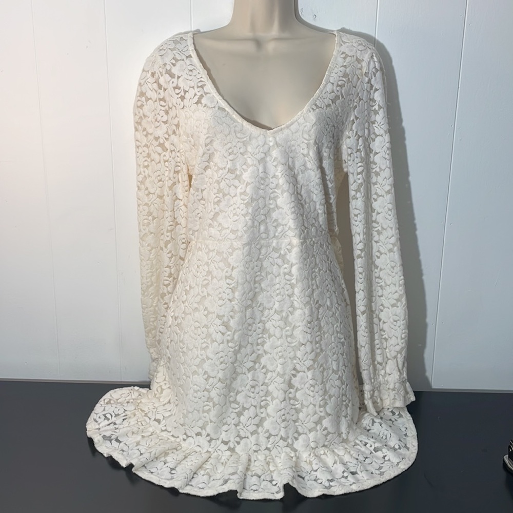 Wild Fable Ivory White Mini Dress Floral Lacy Overlay Long Sleeves Wedding Party